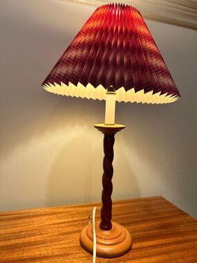 Pleated Red Patterned wooden Table Lamp